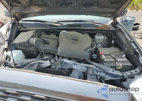 2021 Toyota Tacoma Double Cab z USA, uszkodzony, nr VIN 5TFCZ5AN8MX252277